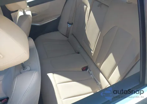 2021 BMW 330I z USA, uszkodzony, nr VIN 3MW5R1J00M8B82176